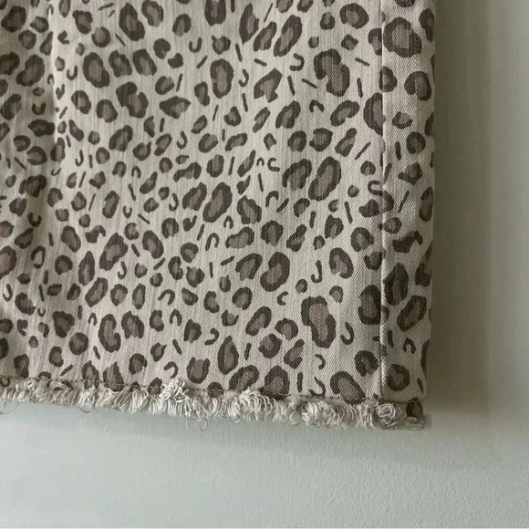 Sanctuary Denim Simone Leopard Print Mini Skirt Size 29 EUC - Picture 4 of 10